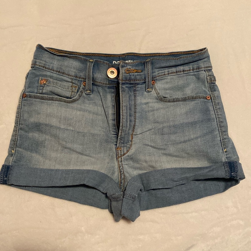 Denizen by Levi’s high rise shortie denim shorts